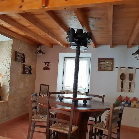 Semesterbostad Casa Rustica Do Lagar Lamas